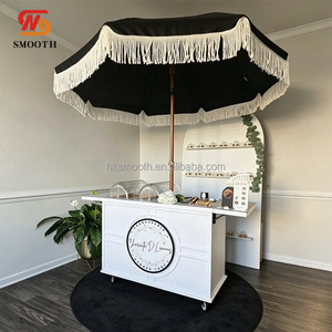 รถเข็นขนมหวานสีขาวหรูหรา พร้อมผนังแชมเปญ PVC สำหรับตกแต่งงานแต่งงาน งานวันเกิด และทางเข้างาน - Product Image 6