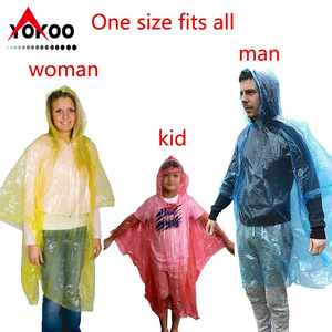 Poncho de pluie jetable en PE, compact, avec porte-clés, pour adultes et enfants, idéal pour la randonnée et les voyages, unisexe. - Product Image 3