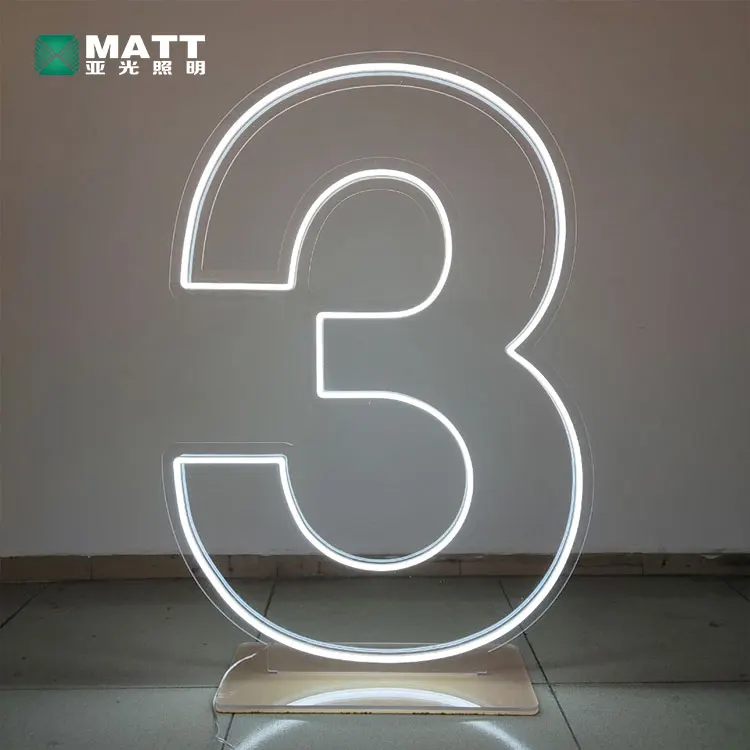 Matt drop shipping NO MOQ personalizzato di grandi dimensioni free standing up numero insegne luminose al neon LED Flex neon per proprio stand