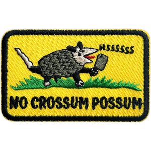 Parche bordado termoadhesivo de 3 pulgadas con diseño de No Crossum Possum para sombreros, ropa, mochilas, vaqueros, bricolaje - Product Image 1