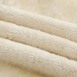 Ensemble de survêtements unisexe à col en O Sportswear avec logo personnalisé 2 pièces en toile de coton noire à motif solide Style décontracté Fabriqué au Pakistan - Product Image 5