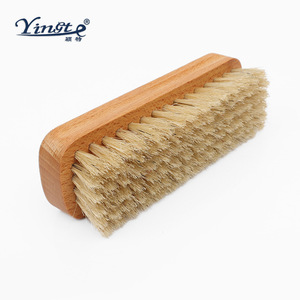 Cepillo para zapatos Yinste de madera maciza con cerdas de cerdo, cerdas suaves para limpieza y cuidado. - Product Image 1
