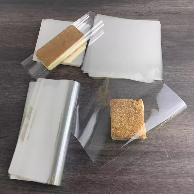 Wholesale Food Grade Candy Cellophane Wrapping Sheet Clear 25cm X 25cm Twist Cellophane Wrapper