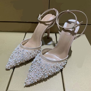 Nuovo stile estivo con cinturino posteriore Fine tacchi alti con punta di perle ricamate <span class=keywords><strong>sandali</strong></span> in rete con perline da <span class=keywords><strong>donna</strong></span> - Product Image 4