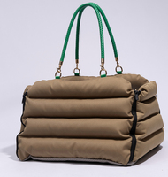 Sac de transport pour animaux de compagnie MJ Luxury Modern Portable Soft-Sided Square Cats Car Travel Pet Carrier Bag Comfortable Foldable Oxford Cloth Zipper Solid Cloud