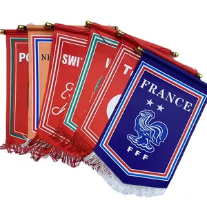 Drapeaux de football de haute qualité personnalisables, bannières promotionnelles imprimées pour les clubs et les supporters sportifs - Product Image 2