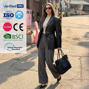 Blazer <span class=keywords><strong>Oversize</strong></span> in Pelle Goffrata Effetto Coccodrillo da Donna ZIAI |   <span class=keywords><strong>Giacca</strong></span> in <span class=keywords><strong>Ecopelle</strong></span> Nera, Abbigliamento Casual e Formale per Tutte le Stagioni - Product Image 1