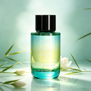 Perfume Kosy Mosy Custom Service Lumina Verde Coastal Morning Jog Dewy Clover Light Pine Sprig Subtle Seaweed Hint 100ml para Mujer - Product Image 1