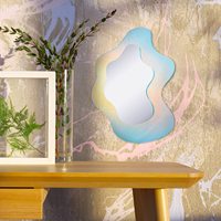 Décoration intérieure moderne Miroir teinté amorphe ondulé sans cadre Miroir acrylique irrégulier arc-en-ciel Finition dopamine Cadre de vanité groovy