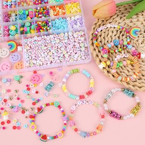 Nouveau design 6mm perles de rocaille en céramique et porcelaine Kits de fabrication de bijoux à bricoler soi-même pour filles Kit de fabrication de bracelets de perles avec lettres - Product Image 3