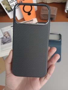 Custodia per iPhone 17 Pro Max Extra Sottile, Design di Lusso alla Moda, Cover Posteriore Personalizzata di Alta Qualità - Product Image 6