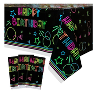 Nappe personnalisée imprimée en non-tissé pour fêtes, anniversaires, mariages, événements – Design coloré, jetable, vente en gros