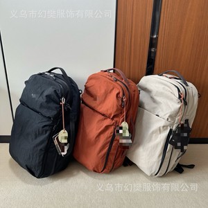 Mochila Deportiva Casual de 30L, Bolsa de Viaje Unisex con Correa Desmontable, Primavera 2025 - Product Image 3