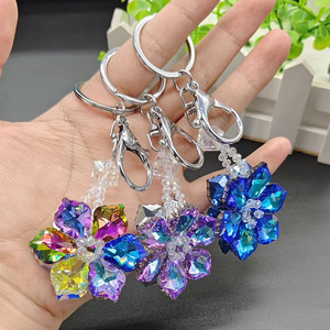 Luxury Diamond Crystal Snowflake Keychain for Women Colorful Coin Holder Keychain Crystal Key Ring Gift