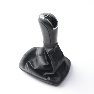 Couvercle <span class=keywords><strong>de</strong></span> manette <span class=keywords><strong>de</strong></span> <span class=keywords><strong>vitesse</strong></span> à <span class=keywords><strong>levier</strong></span> noir pour Skoda Octavia 1 A4 berline 97-2011 sélecteur <span class=keywords><strong>de</strong></span> <span class=keywords><strong>vitesse</strong></span> accessoires <span class=keywords><strong>de</strong></span> voiture changement <span class=keywords><strong>de</strong></span> voiture <span class=keywords><strong>pommeau</strong></span> <span class=keywords><strong>de</strong></span> <span class=keywords><strong>levier</strong></span> <span class=keywords><strong>de</strong></span> <span class=keywords><strong>vitesse</strong></span> - Product Image 3