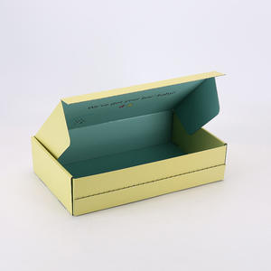 Verzenddozen van golfkarton met aangepast logo voor cosmetica, ontwerp 'Wins Flying Free' - Product Image 5