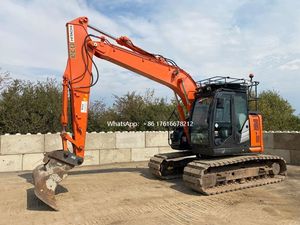 Excavadora de cadenas Hitachi ZX135 usada, superventas, 100% origen japonés, 1 año de garantía, motor de alta potencia de excavación, Shanghái - Product Image 3