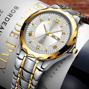 Montres à quartz étanches de luxe pour hommes, personnalisées en gros, avec cadran en verre, en acier inoxydable de haute qualité, lumineuses - Product Image 2