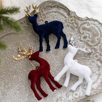 En gros, Ornements de Noël en plastique floqué bordeaux en forme de renne avec bois de cerf pailletés, pour décoration de table et pendentif de sapin