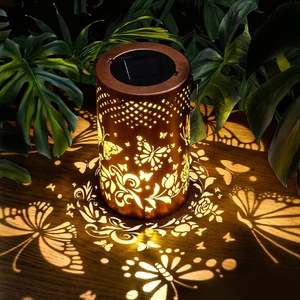 Lampes murales solaires d'extérieur haut de gamme en fer et marbre, étanches IP65, à induction, à intensité variable pour la décoration de jardin, patio et couloir - Product Image 4