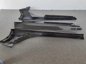 Utilisé pour la modification de la Lamborghini <span class=keywords><strong>Aventador</strong></span> LP700, style SVJ, kit carrosserie en fibre de carbone, quatre pièces, jupe latérale - Product Image 2