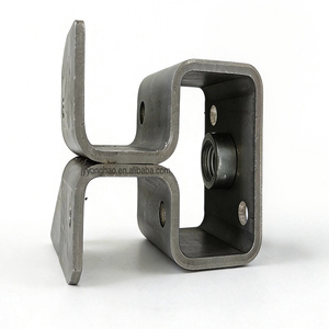 Support structurel métallique modulaire personnalisable selon les besoins - Connecteur pour tube carré et profilé en C, cadre industriel et support - Product Image 1