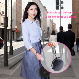 Miroir compact rond en cuir imperméable Miroir de voyage à LED manuelle Trousse de maquillage portable rechargeable avec miroir - Product Image 5