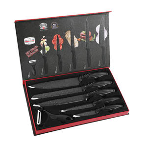 Set Professionale di 6 <span class=keywords><strong>Coltelli</strong></span> da Chef in Acciaio Inox Antiaderente con Manico in Plastica, Assortimento di <span class=keywords><strong>Coltelli</strong></span> da <span class=keywords><strong>Cucina</strong></span> in Confezione Regalo - Product Image 1
