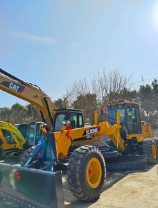 Niveleuse XCMG GR2153 d'occasion <span class=keywords><strong>de</strong></span> haute qualité, 16,5 tonnes, moteur Cummins 164 kW, pour la préparation des terres agricoles, chantier <span class=keywords><strong>de</strong></span> construction, <span class=keywords><strong>vente</strong></span> chaude - Product Image 3