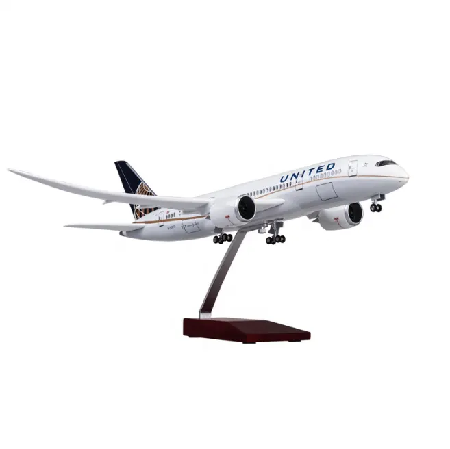 Модель самолета B787 <span class=keywords><strong>United</strong></span> Airlines со светодиодной подсветкой и голосовым управлением, модель пассажирского самолета 1:130 43 см