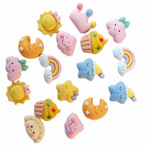 100 pièces de décorations artisanales en résine, motifs <span class=keywords><strong>lune</strong></span>, étoiles et nuages, perles plates kawaii, cabochons pour embellissements de téléphone, accessoires de bricolage - Product Image 1