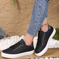 Baskets matelassées blanches pour femmes avec œillets dorés, semelle épaisse, à lacets, chaussures décontractées pour la marche quotidienne