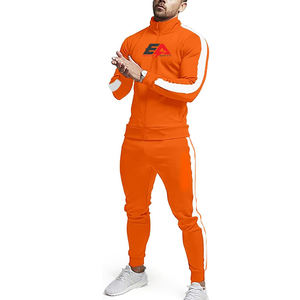 Survêtement Slim Fit de haute qualité pour hommes Ensembles de vêtements d'extérieur tricotés en Offre Spéciale Concevez votre propre style d'été à vendre - Product Image 1