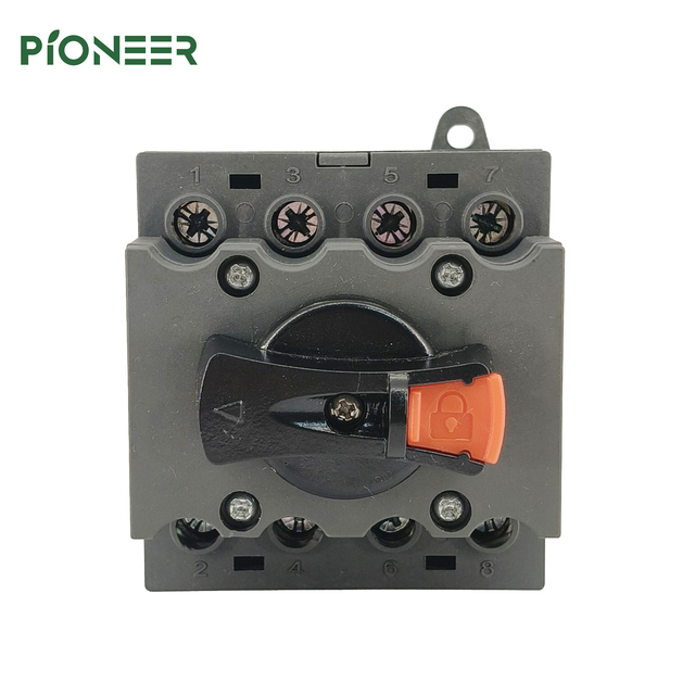 Professional PIONEER 4-Pole 32A Solar PV Disconnector Waterproof Isolating Switch for Industrial PV Arrays High Quality