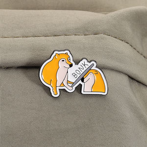Broche de Perro Shiba Inu <span class=keywords><strong>BONK</strong></span> Beat Amarillo, Broches de Metal con Esmalte de Animales Lindos, Insignia de Solapa, Joyería Divertida, Regalo para Amigos - Product Image 3