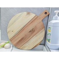 Planche à découper et plateau à pizza ronds en bois d'acacia de 44 cm, nouveau style, personnalisables, avec poignée droite et trou de suspension, vente en gros
