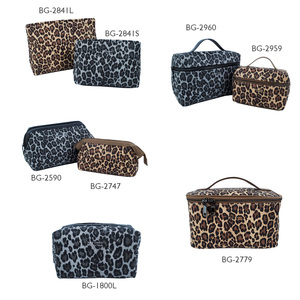 Sac à cosmétiques en similicuir PU de luxe à imprimé léopard, pochette à cosmétiques, vente en gros, personnalisation, faible MOQ, cadeau d'entreprise, sac à maquillage, estampage à chaud doré - Product Image 5