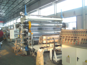 Ligne d'extrusion de panneau de mousse de PVC/panneau d'affichage de <span class=keywords><strong>publicité</strong></span> faisant la machine - Product Image 2