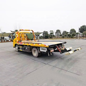 I SUZU ELF 4X2 Abschleppwagen mit Flachbett <span class=keywords><strong>4</strong></span> Tonnen Straßennotfall-Rettungsabschleppwagen zum Verkauf - Product Image 4