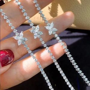 Bracelets de tennis Xinfly en or 18 carats avec diamant 1,95 ct en forme de trèfle à quatre feuilles, style œil de cheval, pour petite amie - Product Image 4