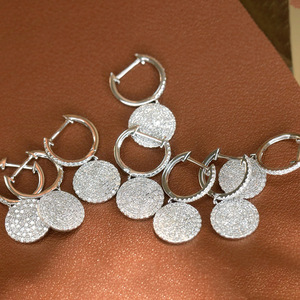 Orecchini Pendenti con Micro Pavé di Zirconi per Donne, Gioielli Minimalisti per Uso Quotidiano - Product Image 5