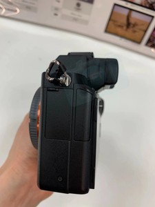 กล้องดิจิตอลอัลฟ่า A7 <span class=keywords><strong>II</strong></span> DSLR ไร้กระจกเต็มเฟรม1080P บันทึกวิดีโอ SD การ์ดแบบ Full HD - Product Image 4