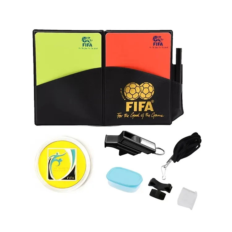 Kit arbitro di calcio di calcio Linesman Flags arbitro fischietto Toss Coin e carte gialle con Notebook 4 in 1 accessori per arbitri