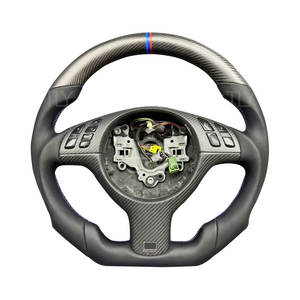 Volante de Fibra de Carbono y Cuero Personalizado para <span class=keywords><strong>BMW</strong></span> E46 M3 E39 E53 X5, Mejora de Accesorios Interiores Automotrices - Product Image 1
