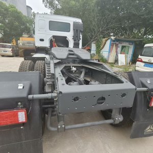 Desempenho operacional estável Howo Usado Caminhão Trator Cabeça 420hp Potência do cavalo 371hp/375hp com boas condições para venda - Product Image 3