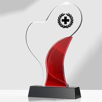 Cœur en cristal noble avec logo gravé personnalisé, trophée d'amour promotionnel, plaque d'attribution artisanale
