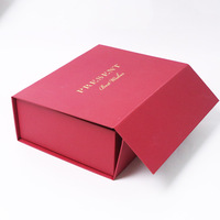 Emballage en papier rouge de luxe à impression personnalisée rigide pliable avec fermeture magnétique boîte cadeau en carton pliable magnétique avec logo