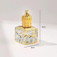 Flacon de parfum élégant en verre carré doré de 10 ml avec diffuseur à bâtonnets compatible pour la maison et les voyages MocPack