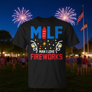 Camiseta Pirotécnica con la Bandera de EE. UU. para el 4 de Julio, Camiseta Promocional para Hombre con la Frase 'Me Encantan los Fuegos Artificiales' - Product Image 3