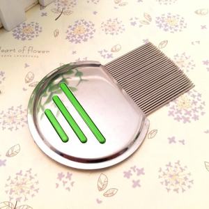 1個新しいターミネーターシラミコーム新しい猫犬金属ニットヘッドシラミコーム歯付きフリーフリーハンドルペット用品グルーミングツール - Product Image 1